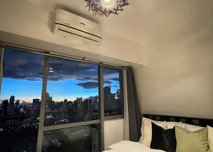 The Serene Escape Ph Rockwell Balcony View 1br *