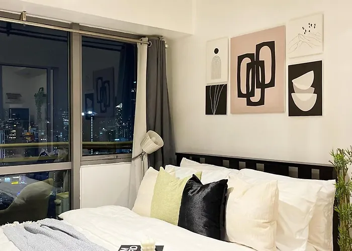 The Serene Escape Ph Rockwell Balcony View 1br Manila