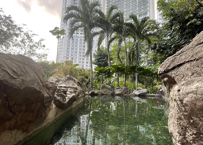 The Serene Escape Ph Rockwell Balcony View 1br *