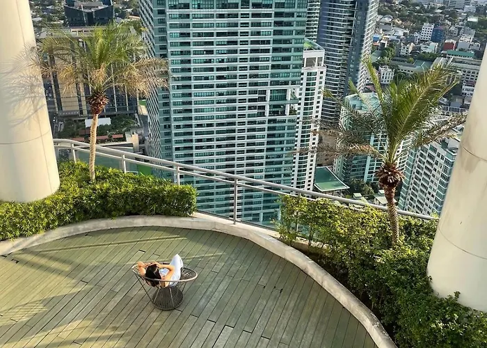 The Serene Escape Ph Rockwell Balcony View 1br